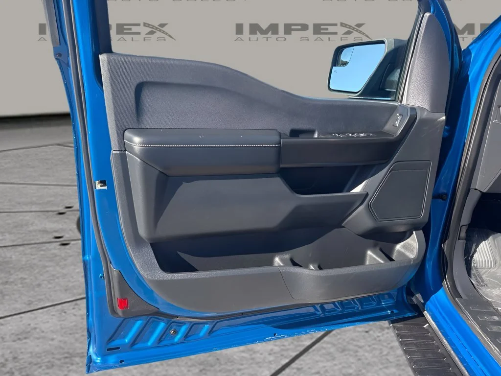 Used 2021 Blue Ford XL image 21