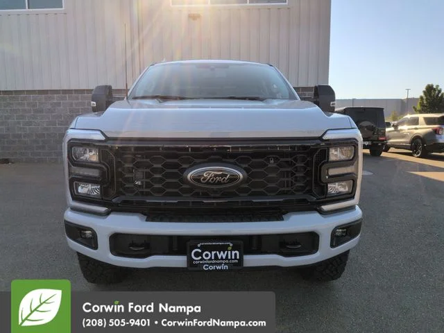 New 2026 Avalanche Ford Lariat image 8