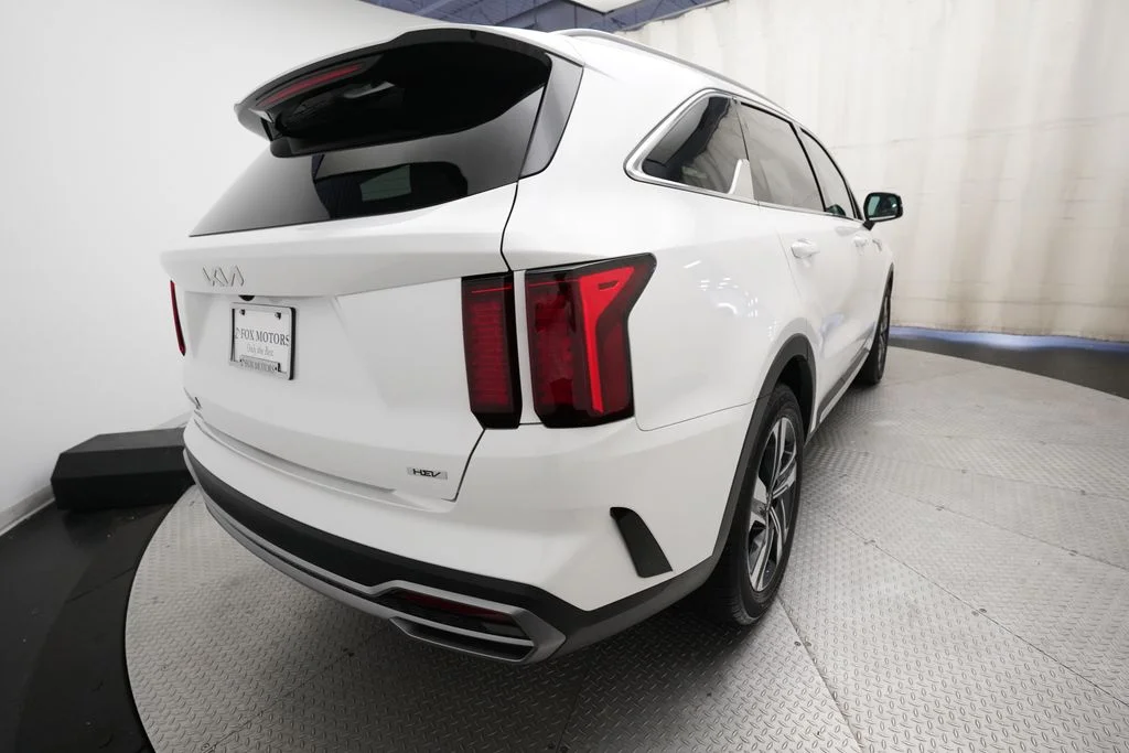 Used 2023 White Kia EX image 13