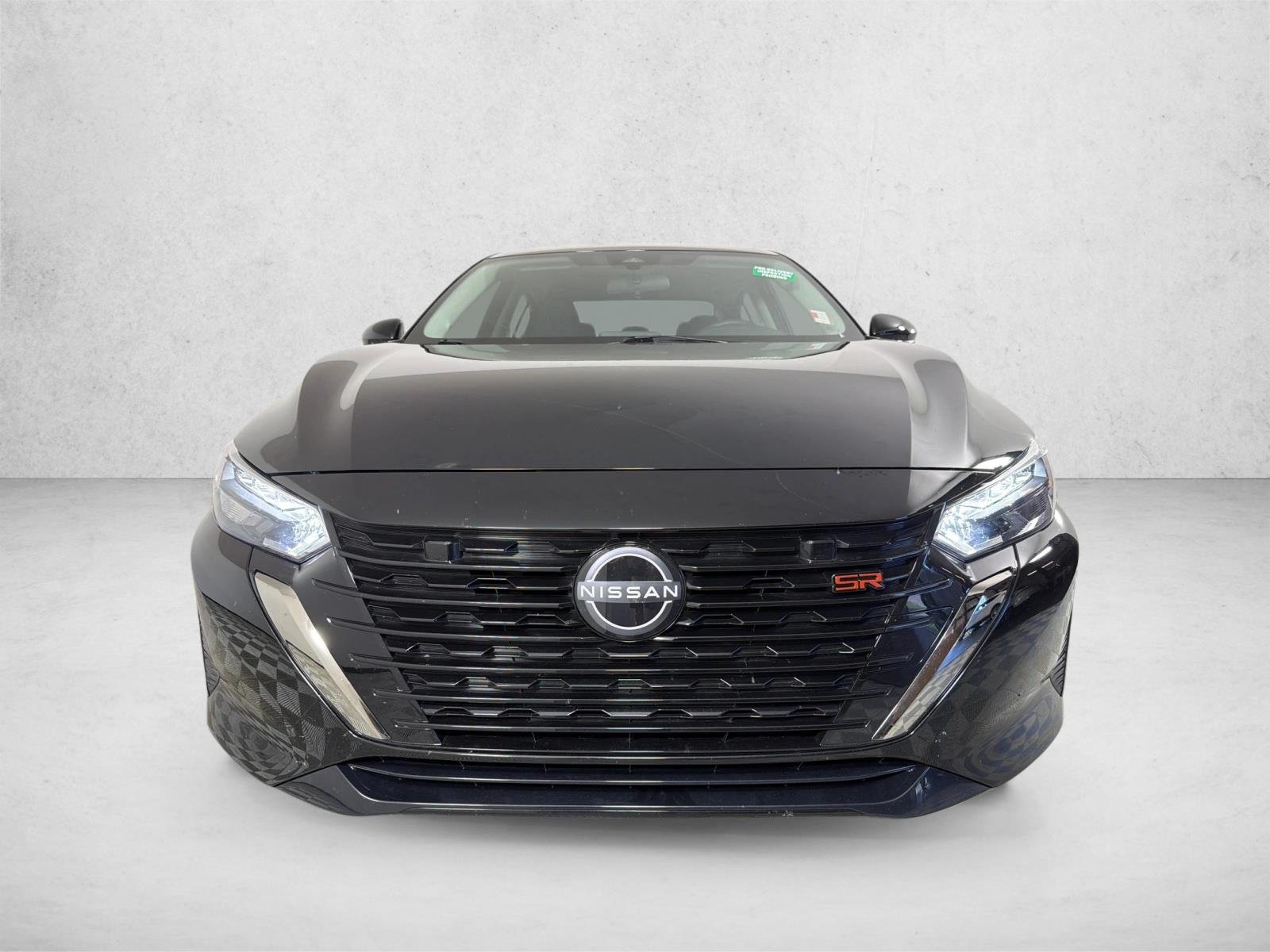 Used 2025 Super Black Nissan SR image 8