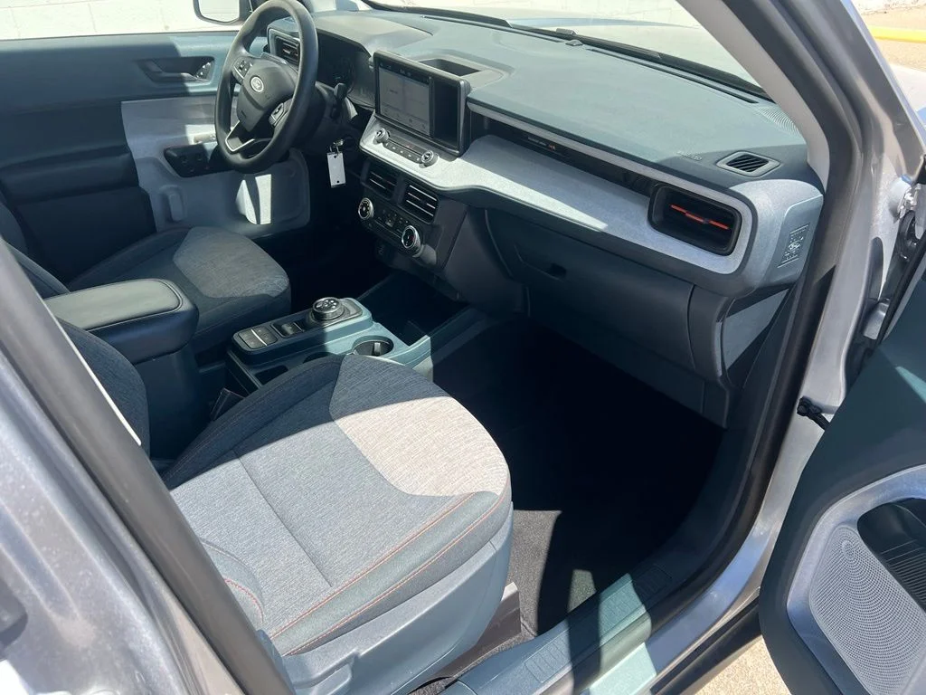 Used 2023 Silver Ford XLT image 25