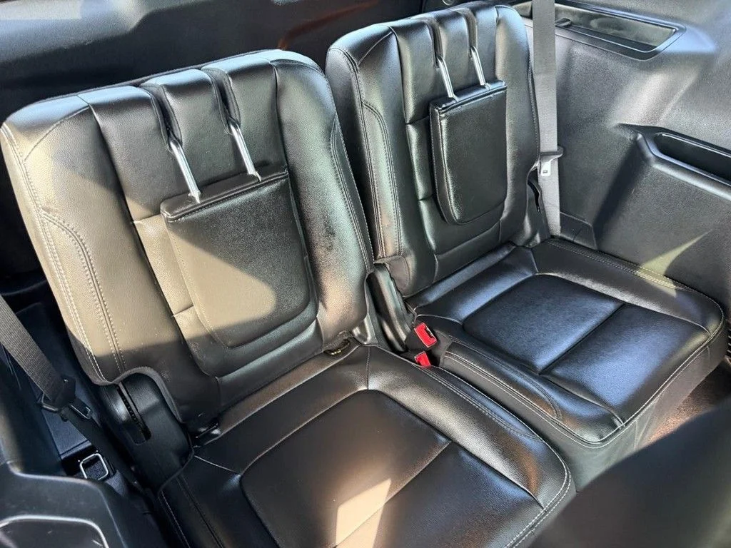 Used 2018 Blue Ford Limited image 11