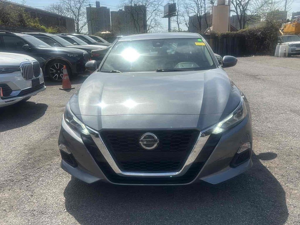 Used 2022 Nissan Altima SV with VIN 1N4BL4DV1NN383315 for sale in Bronx, NY