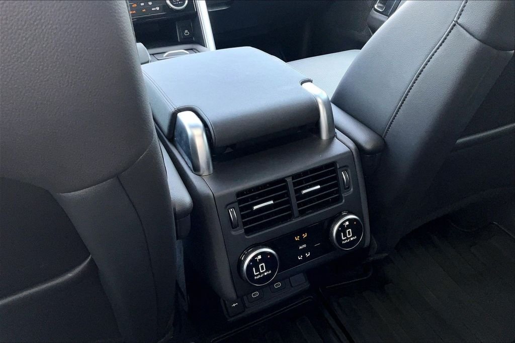 Used 2025 White Land Rover S image 25