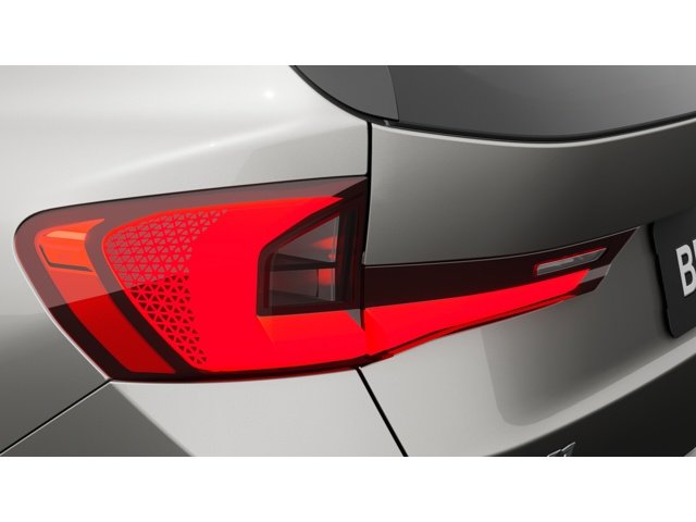 New 2026 Space Silver Metallic BMW xDrive28i image 8