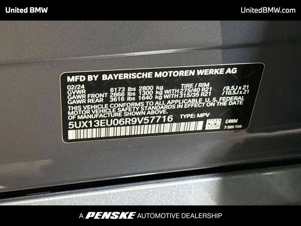 Used 2024 Gray Metallic BMW sDrive40i image 22