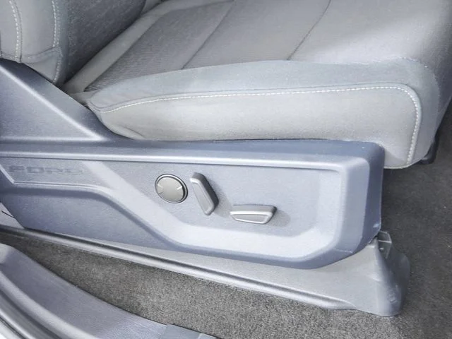 Used 2022 Silver Ford XLT image 14