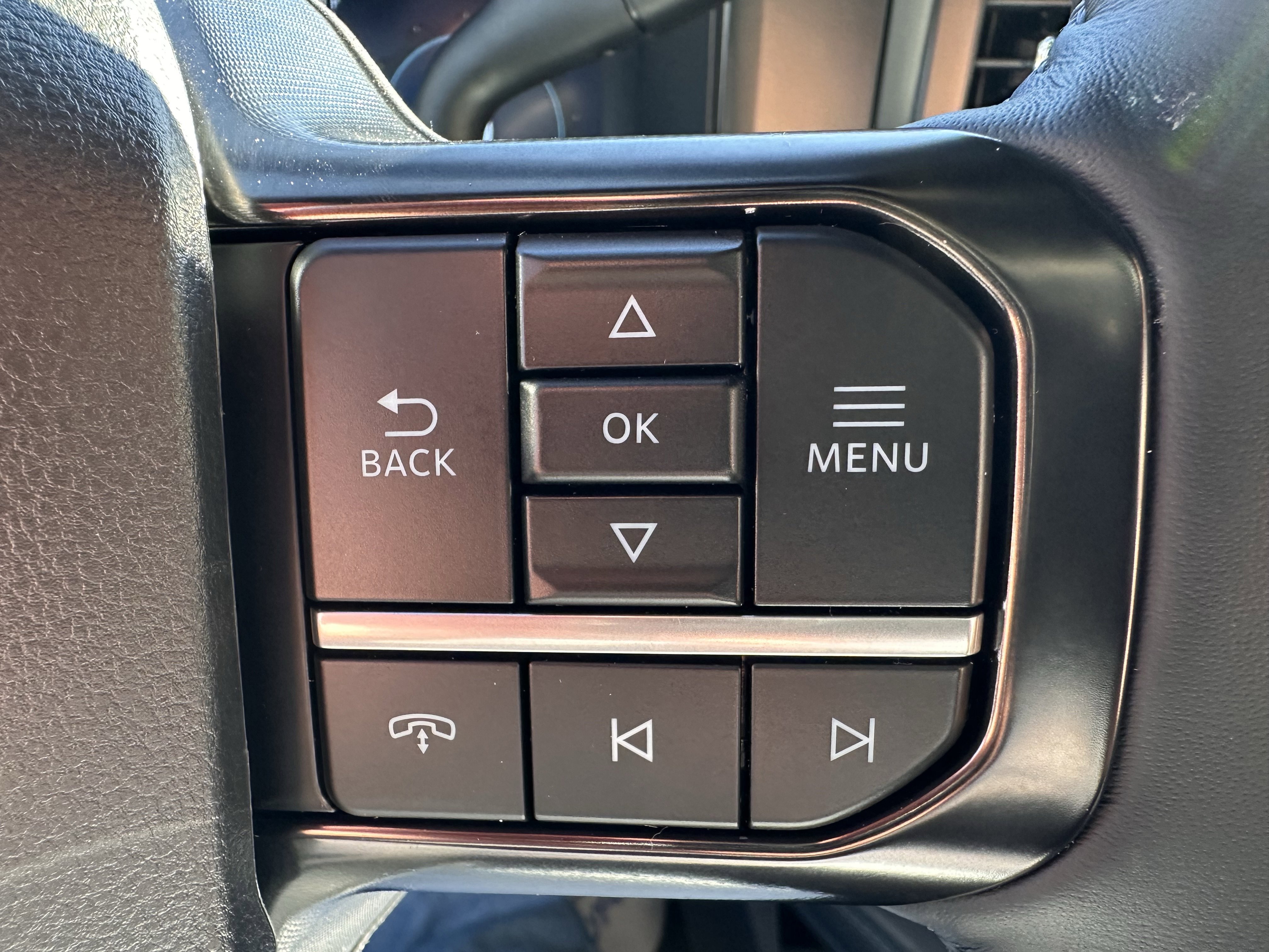 New 2026 Glacier Gray Metallic Tri-Coat Ford F-250® Platinum® image 25