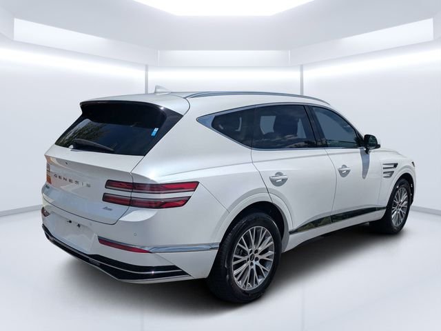 Used 2025 White Genesis 2.5T image 3