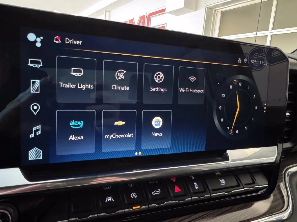 2025 Chevrolet Silverado 1500 LT - Photo 19