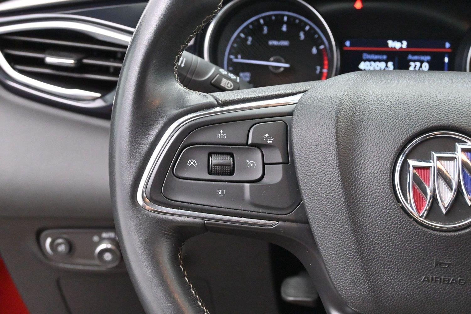 Used 2022 Cinnabar Metallic Buick Select image 17