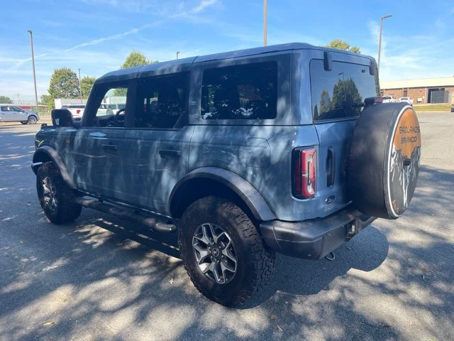 Used 2025 Gray Ford Badlands image 3