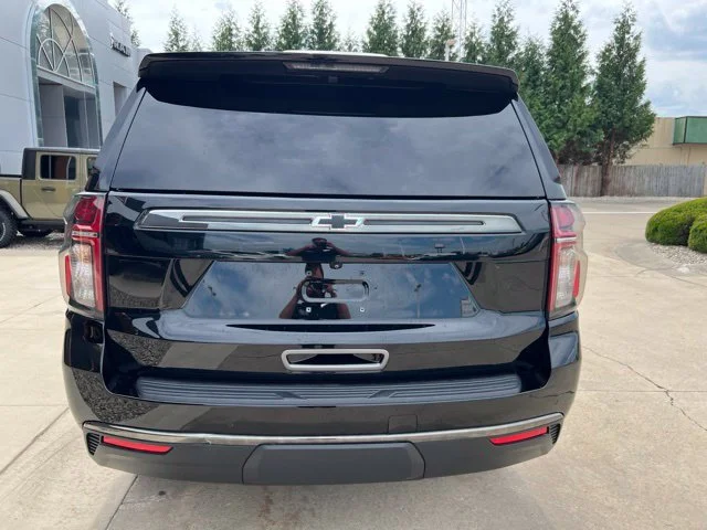 Used 2022 Black Chevrolet Z71 image 4