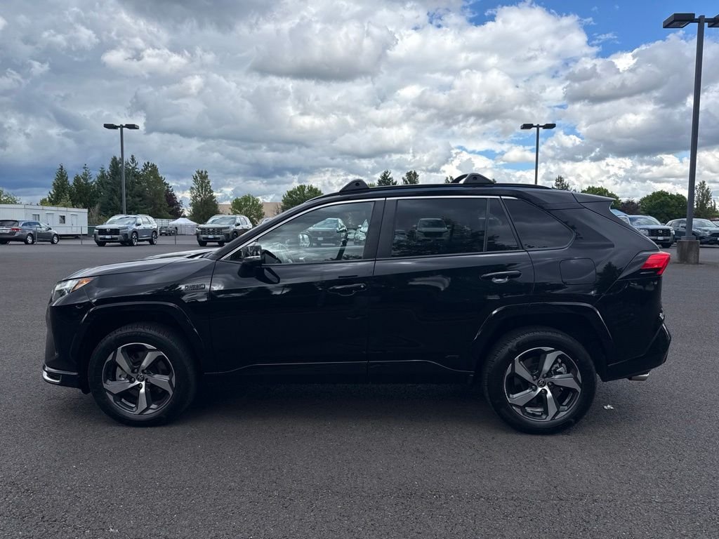 Used 2022 Midnight Black Metallic Toyota SE image 4