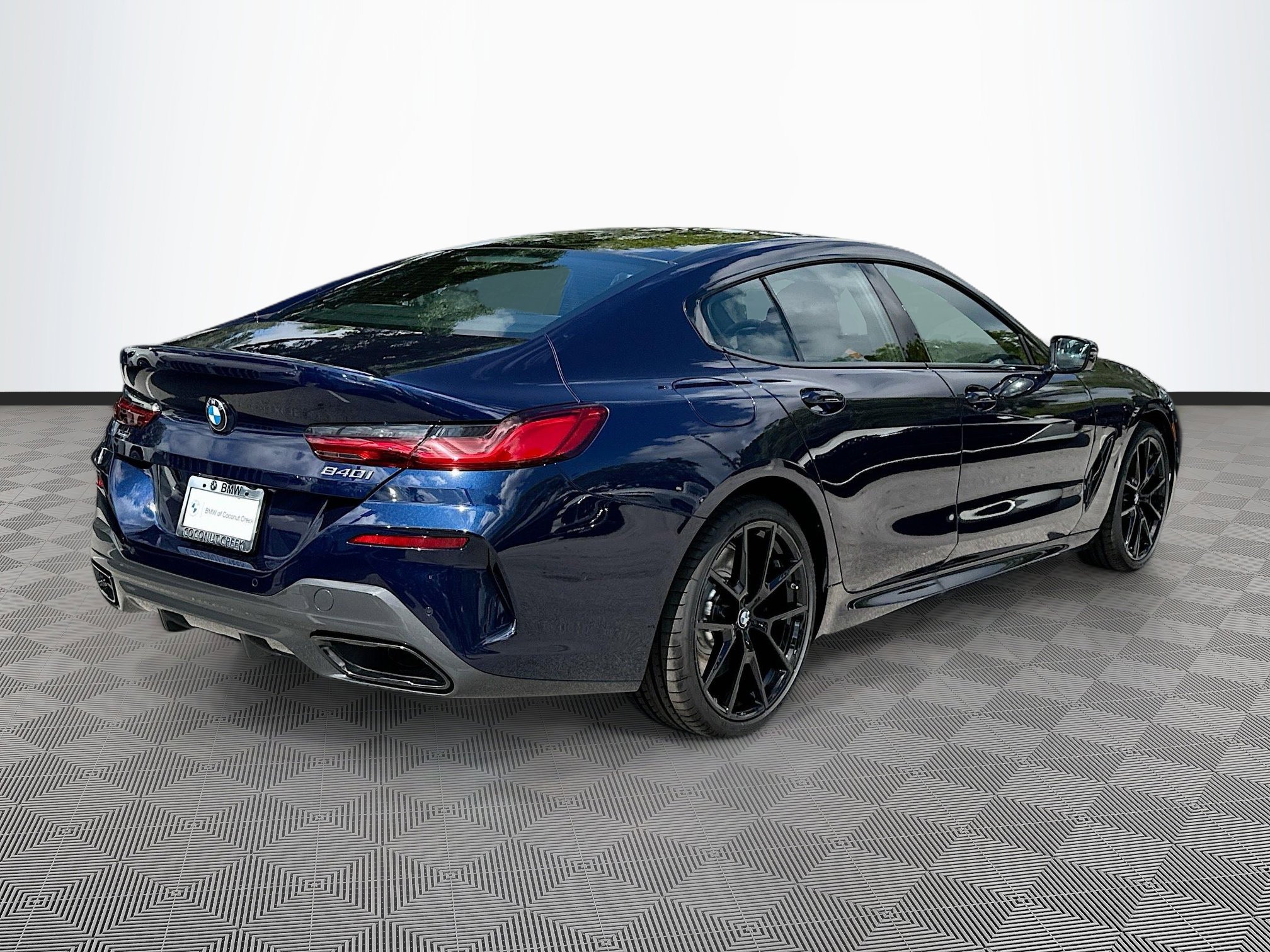 2026 BMW 8 Series 840i - Photo 7