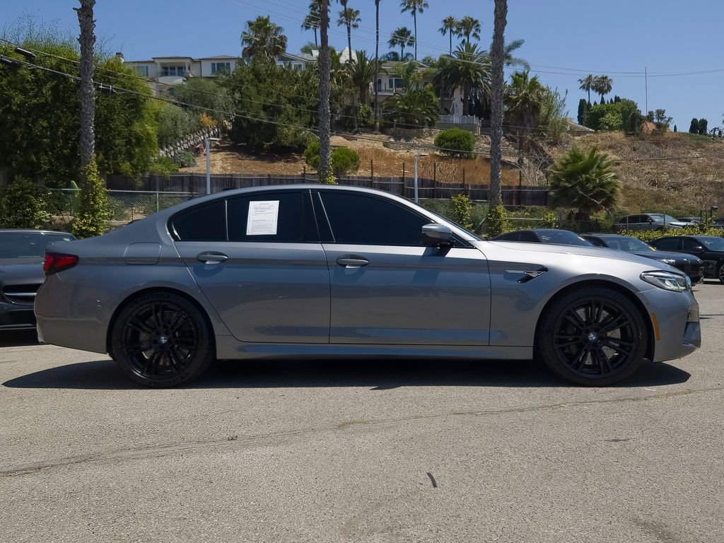 Used 2023 Skyscraper Grey Metallic BMW Base image 4