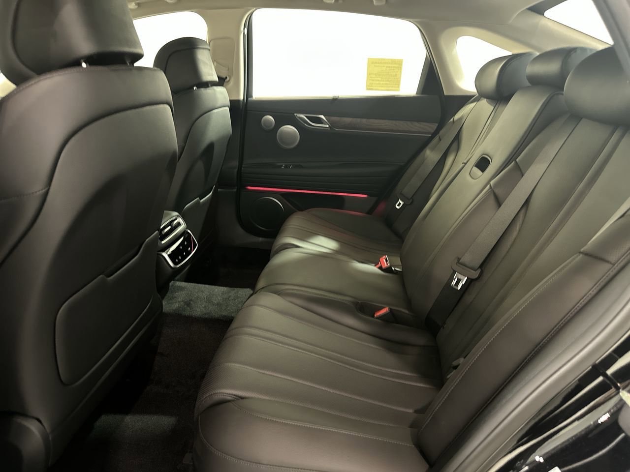 2026 GENESIS G80 Advanced - Photo 19