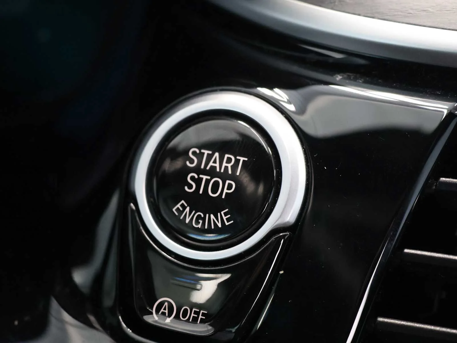 Certified Used 2022 Bluestone Metallic BMW 530i image 14