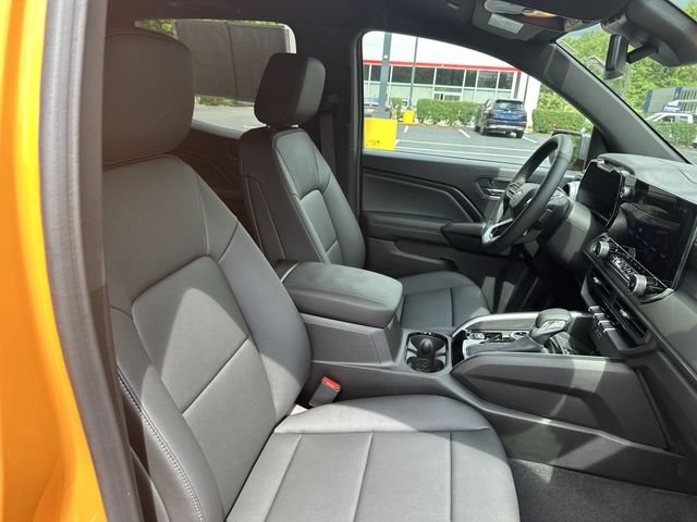 Used 2025 Orange Chevrolet LT image 29