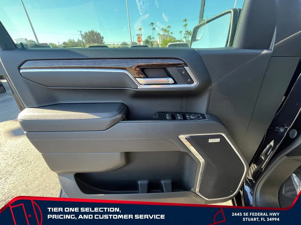 New 2026 TITANIUM RUSH METALLIC GMC Elevation image 23