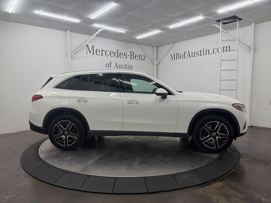 Used 2026 White Mercedes-Benz GLC 300 image 8