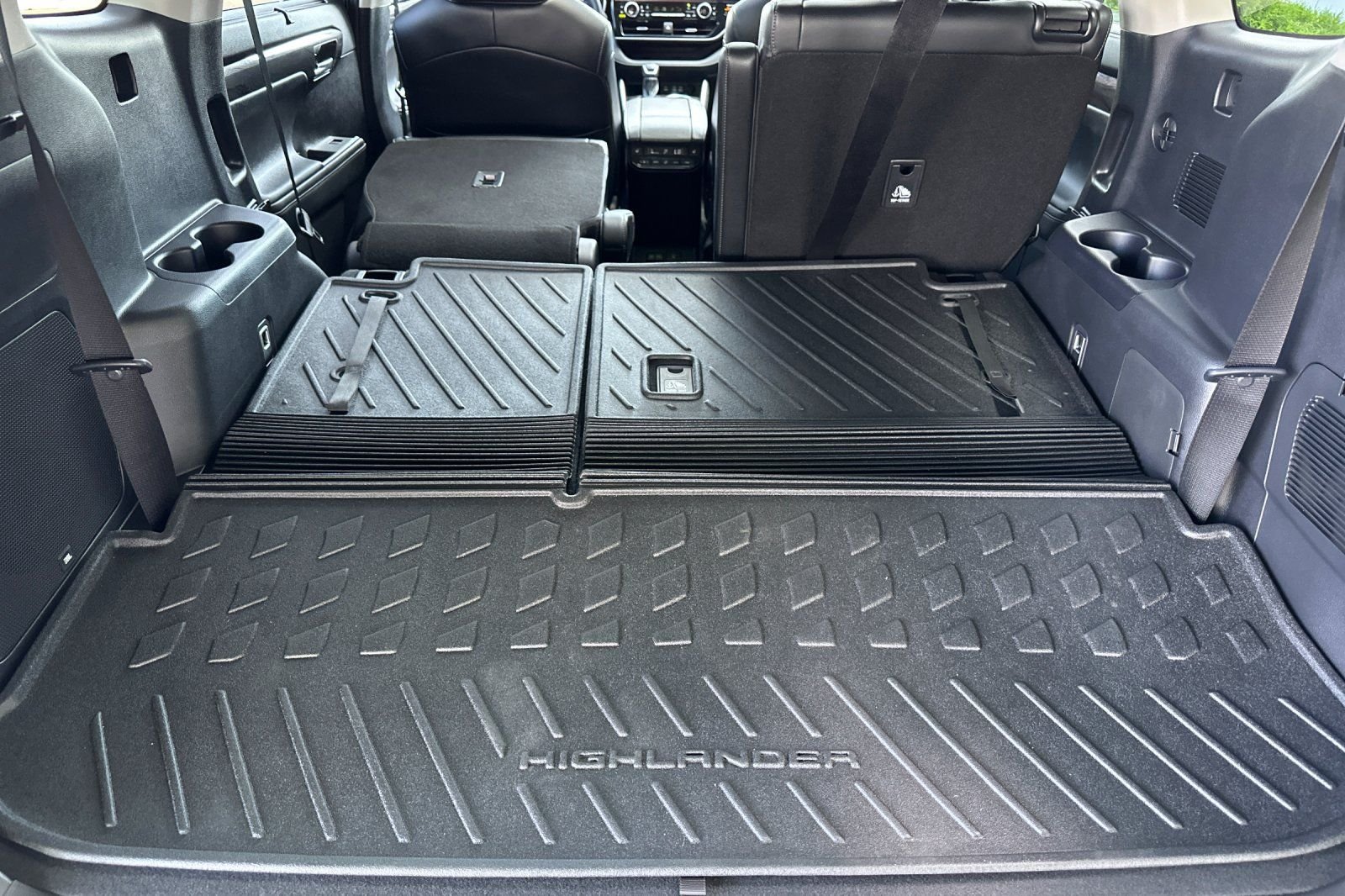Used 2024  Toyota Platinum image 16