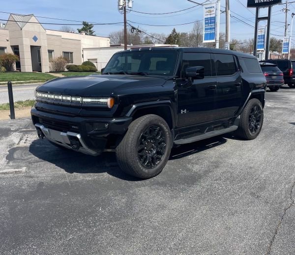 2024 GMC HUMMER EV