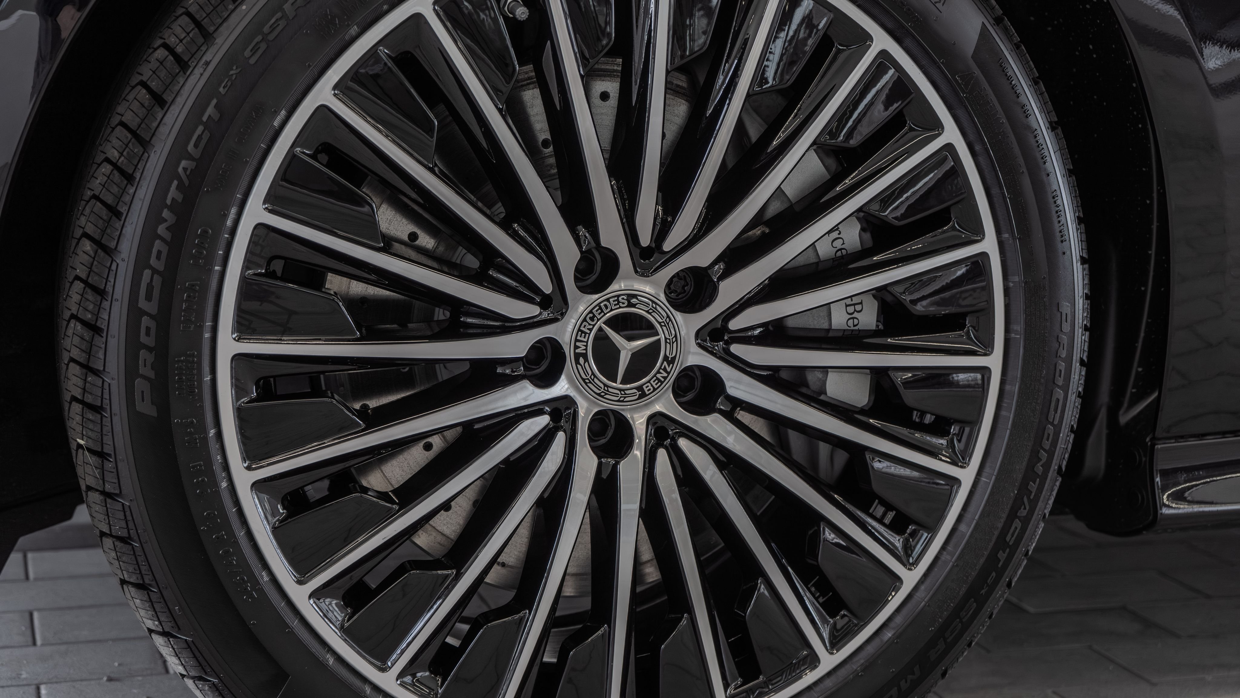 New 2026 Black Mercedes-Benz CLE 450 image 33