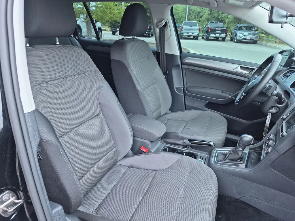 Used 2016 Black Volkswagen S image 36