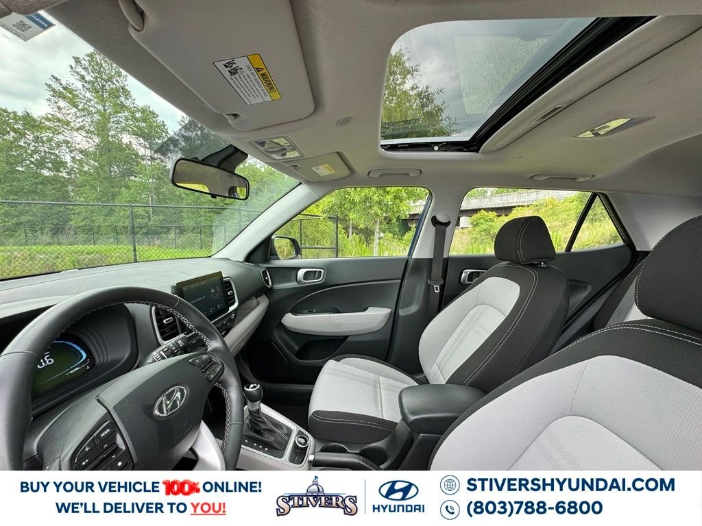 2024 Hyundai Venue SEL - Photo 18