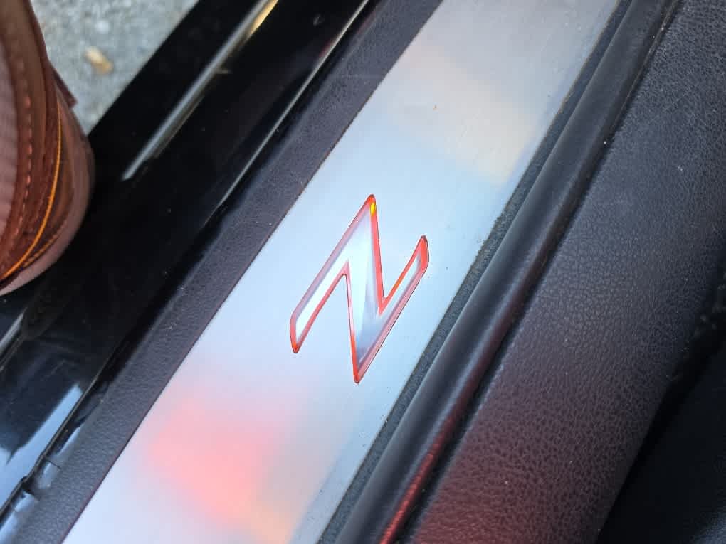 Used 2016 Magnetic Black Nissan Sport Tech image 33