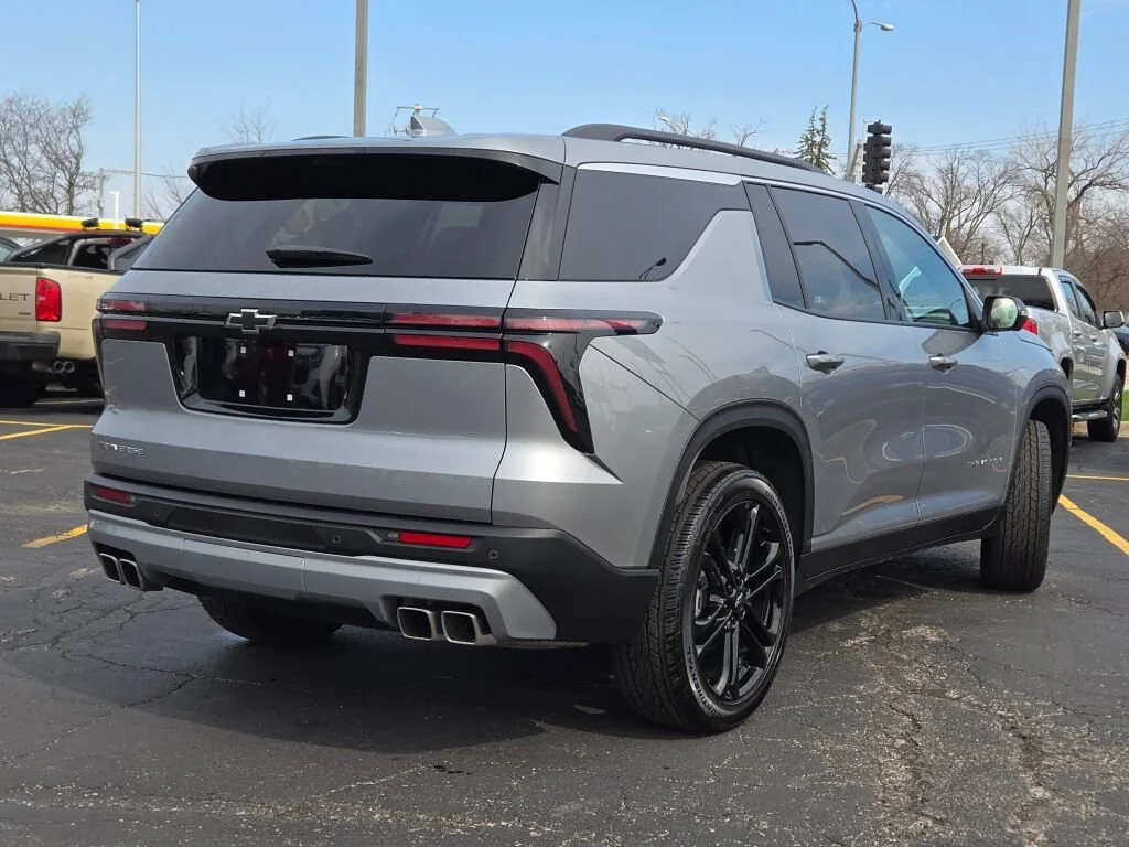 2026 Chevrolet Traverse LT - Photo 12