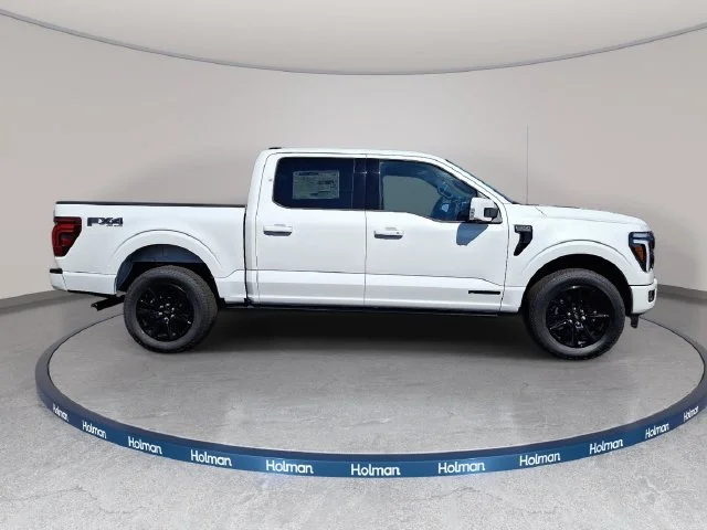 New 2026 Star White Metallic Tri-Coat Ford Platinum image 3