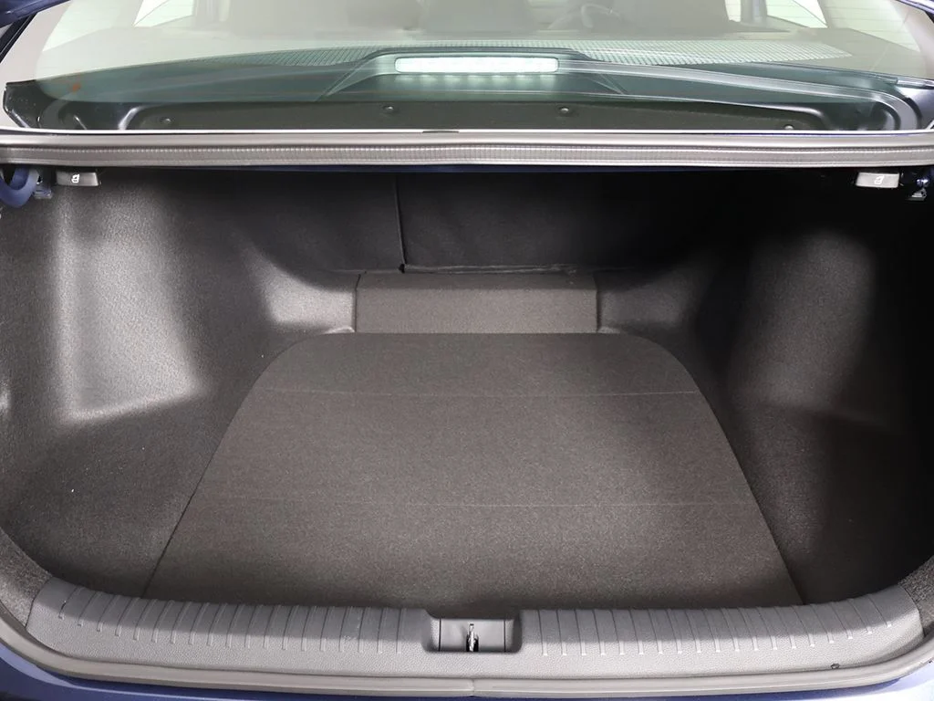 New 2026 Canyon River Blue Metallic Honda SE image 11