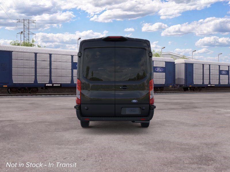 New 2026 Agate Black Metallic Ford XLT image 5