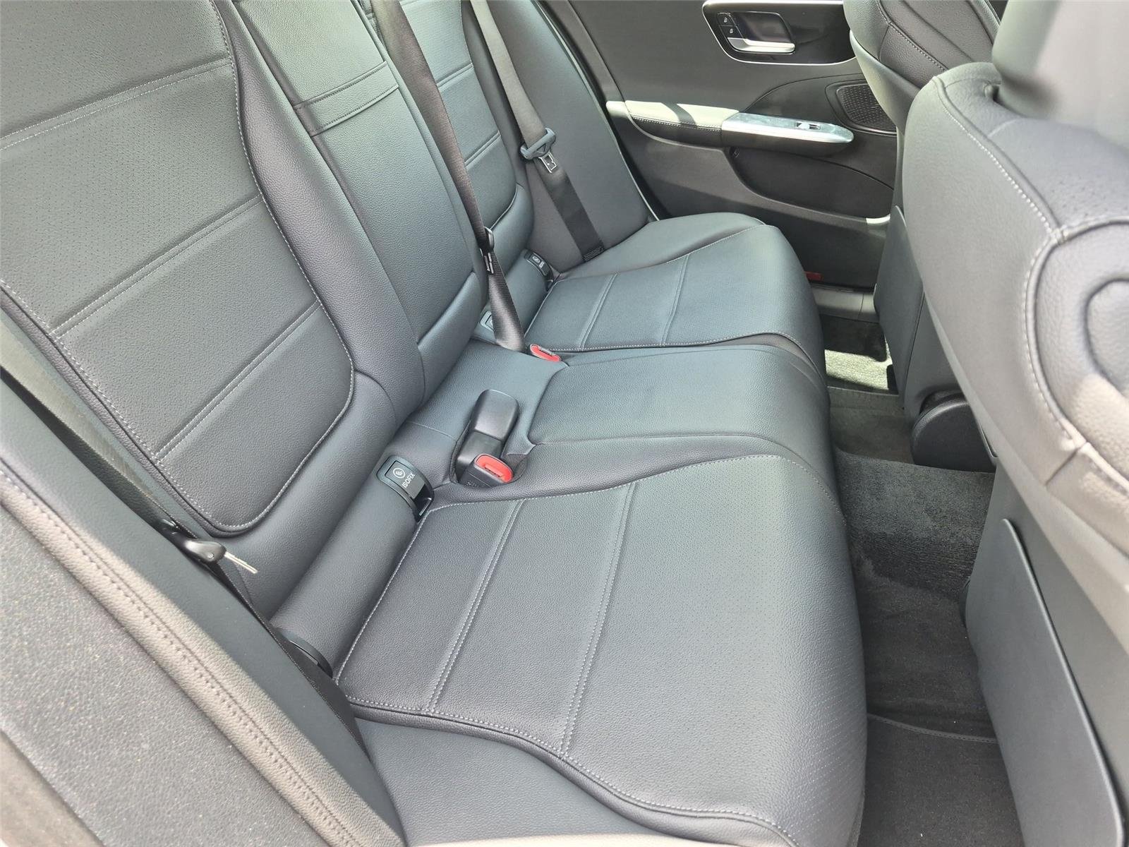 New 2026 Cirrus Silver Metallic Mercedes-Benz C 300 image 37