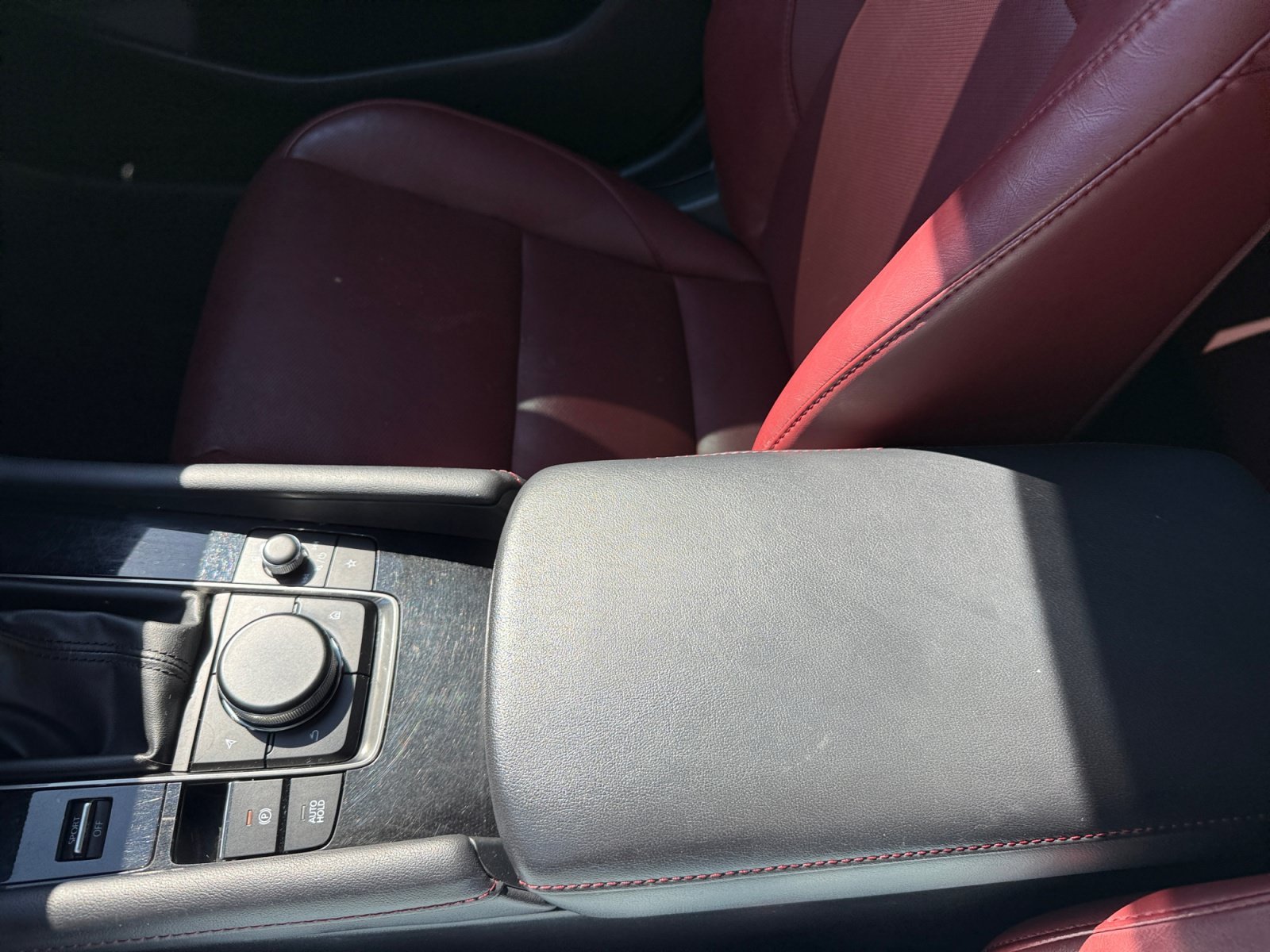 Certified Used 2024 Gray Metallic Mazda 2.5 S Carbon Edition image 14