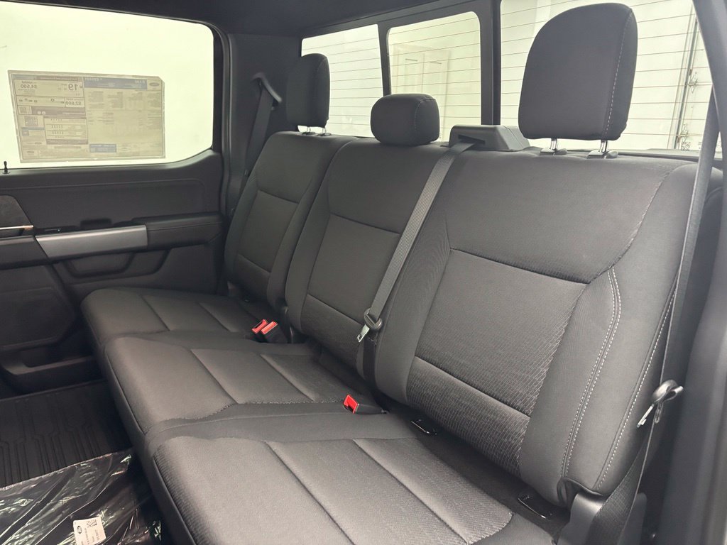 New 2026 Black Ford XLT image 41