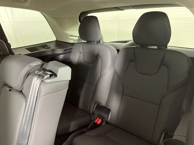 2025 Volvo XC90 Plus - Photo 41