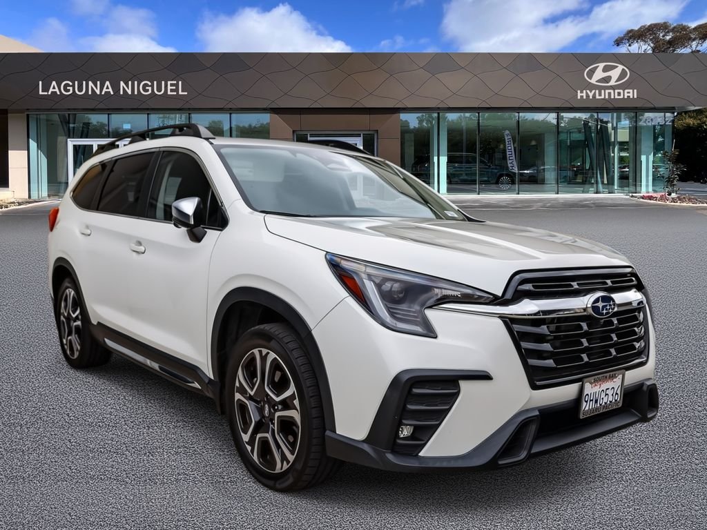 2023 Subaru Ascent Limited 8 Passenger's photo