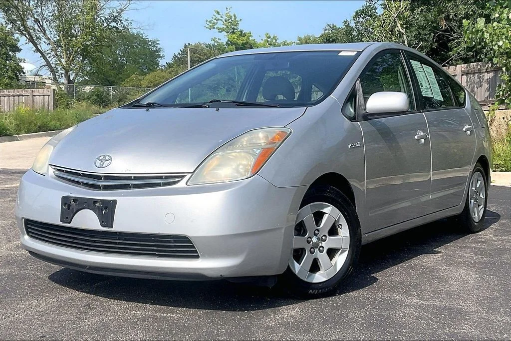 Used 2008 Silver Toyota Base image 12