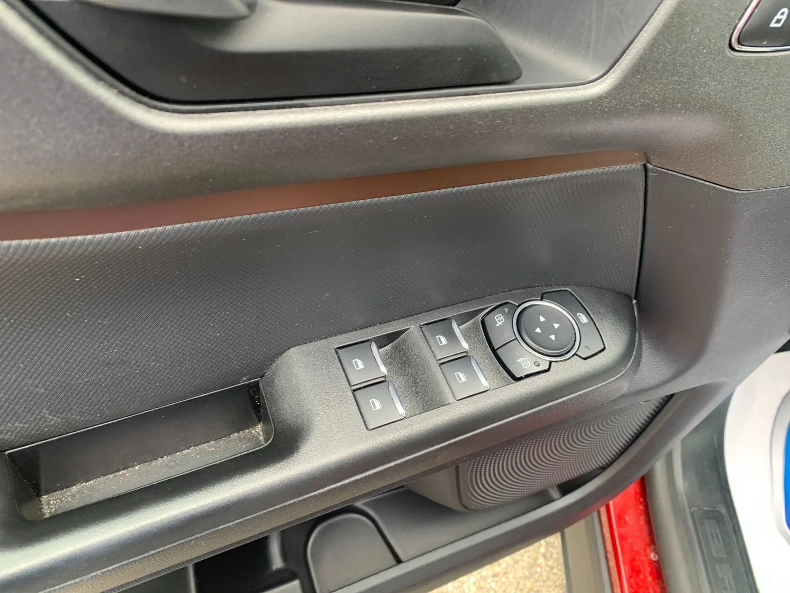 Used 2025 Red Ford Outer Banks image 12