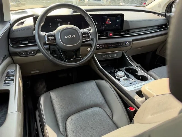 Used 2026 Gray Kia EX image 7