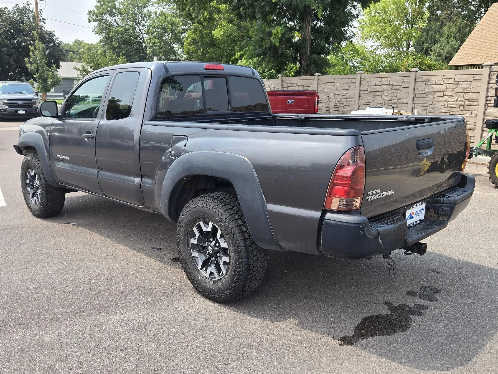 Used 2014 Magnetic Gray Metallic Toyota BASE image 3