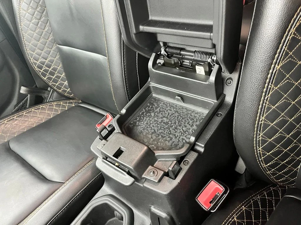 Used 2021 Black Jeep Overland image 29