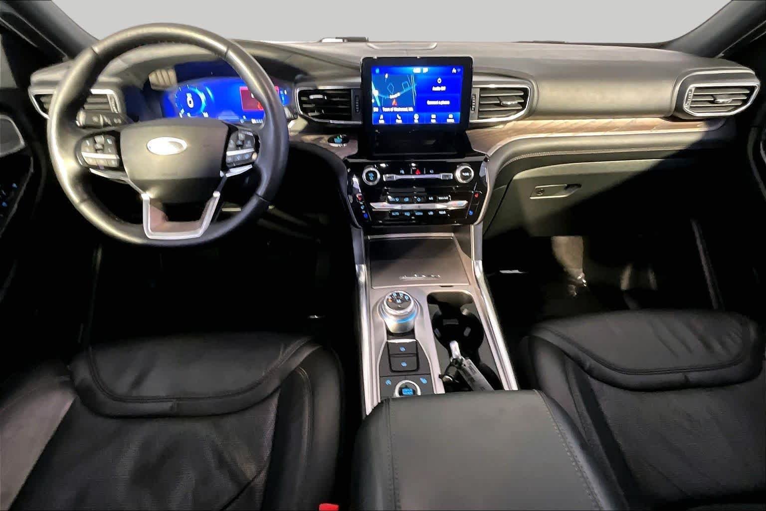 Used 2021 Rapid Red Metallic Tinted Clearcoat Ford Platinum image 28