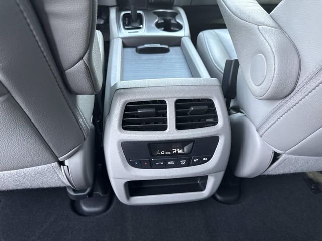 Used 2018 Gray Honda EX-L image 16