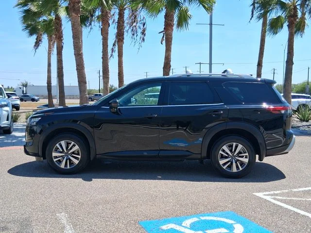 Used 2025 Black Nissan SL image 3