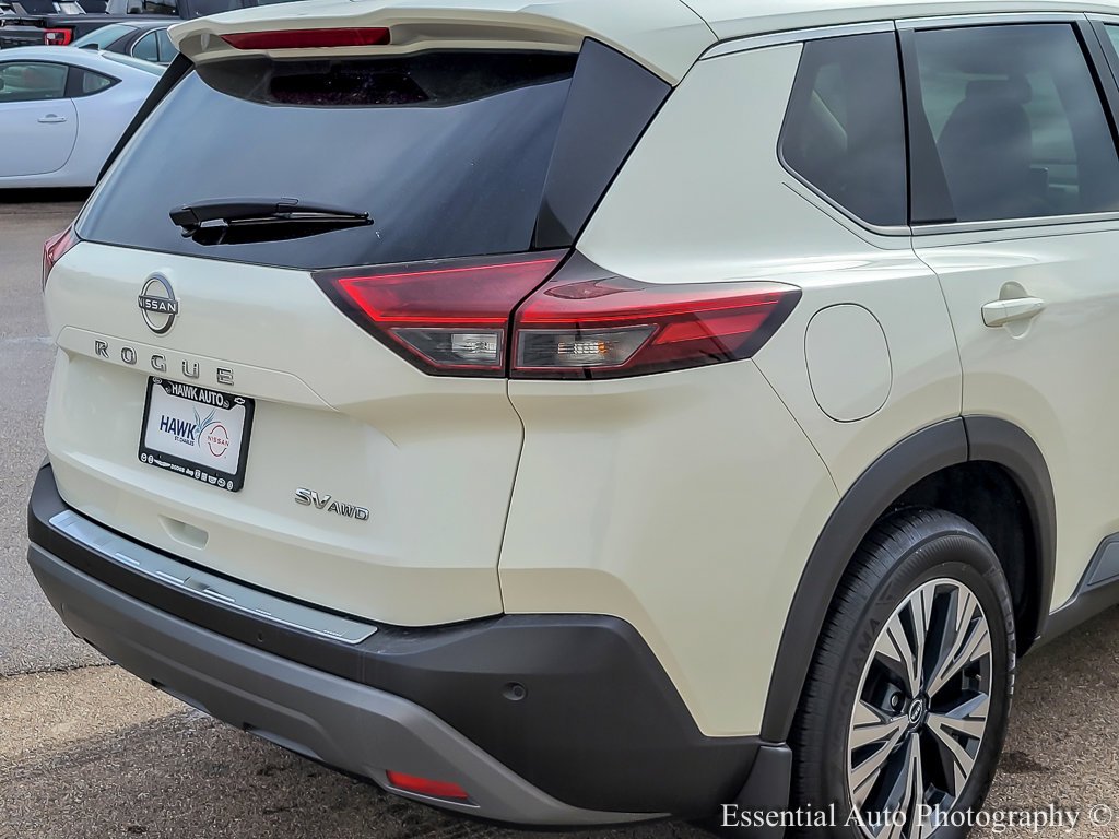 Certified Used 2023 Pearl White Tricoat Nissan SV image 6