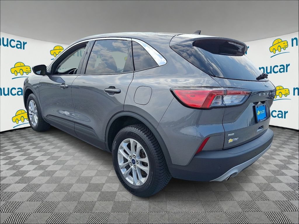 Used 2022 Gray Ford SE image 5